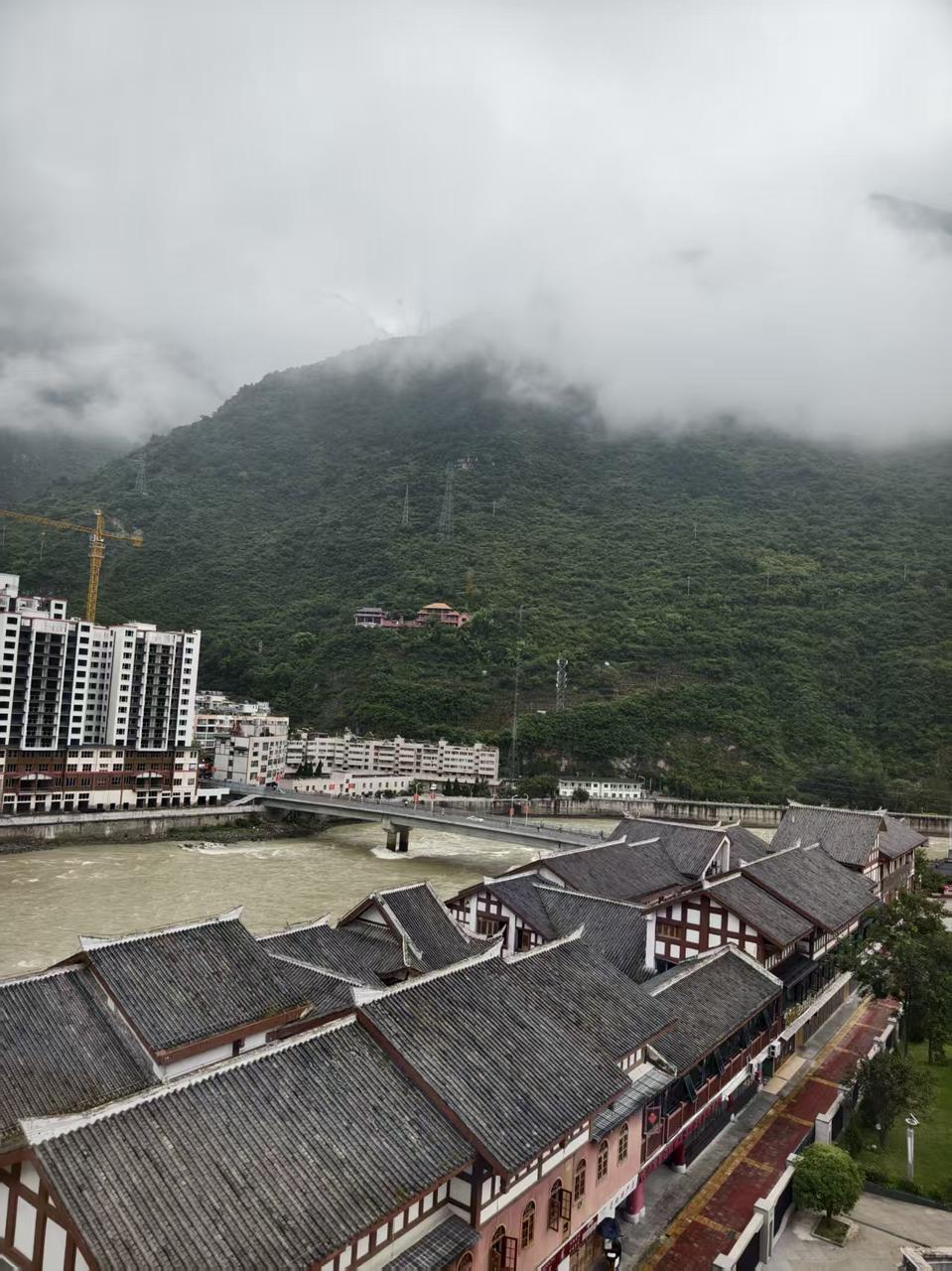 泸定县实地照片 