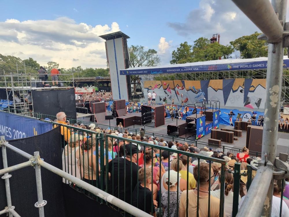 图为跑酷项目比赛。图片来自第12届世运会网上新闻中心