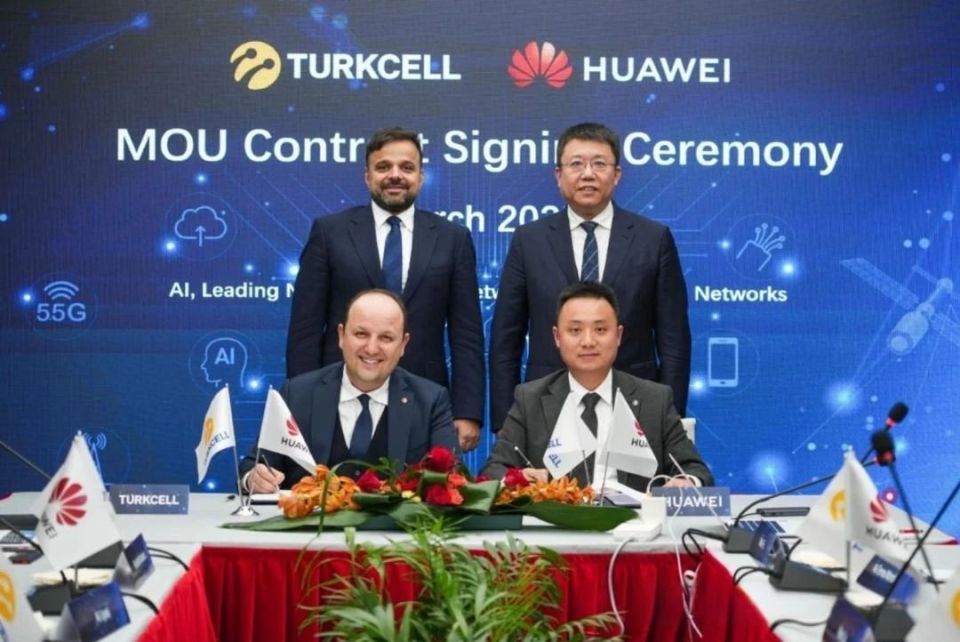 华为与中兴,拿下大单