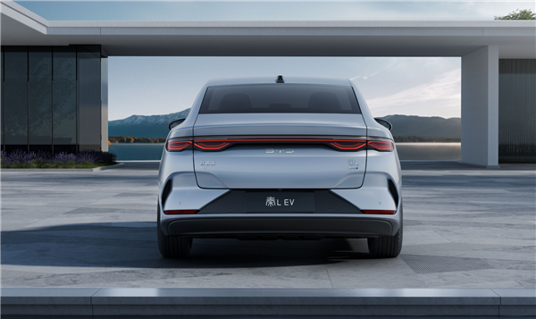 天神之眼C上车 全新比亚迪秦L EV官图发布:颜值不输大哥汉EV