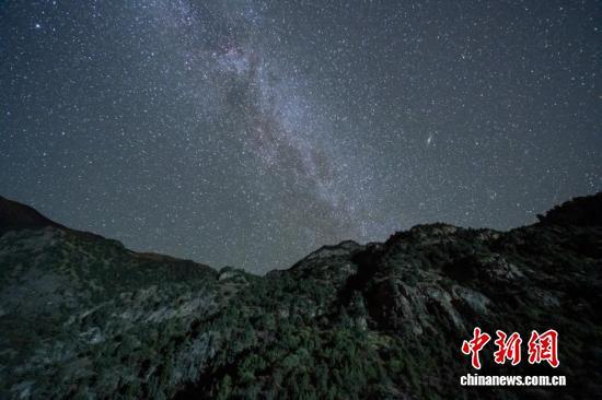 江飞波 摄