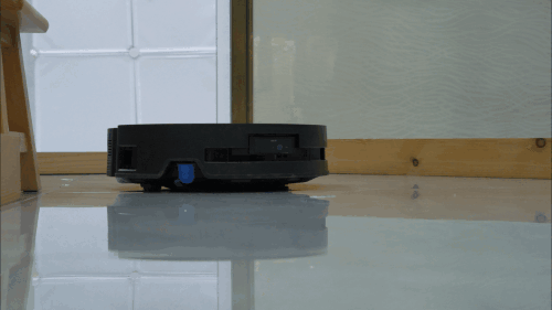 科沃斯地宝X9 PRO实测:飓风吸尘+活水滚筒洗地如何碾压传统扫地机?