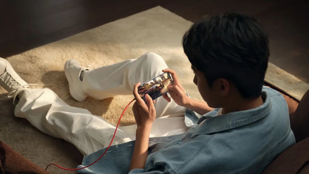 对话一加中国区总裁:大屏当道,如何把小屏手机“炼成魔”?