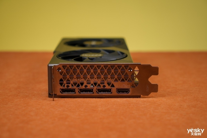 甜品性能大升级 映众GeForce RTX 5060 8GB曜夜X2显卡评测