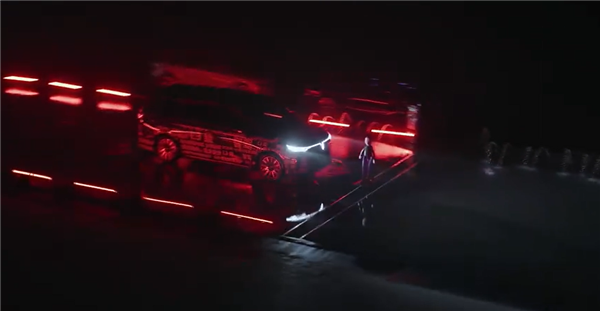 代号“泰山”!岚图全尺寸六座SUV发布预告:搭载华为L3级智能驾驶