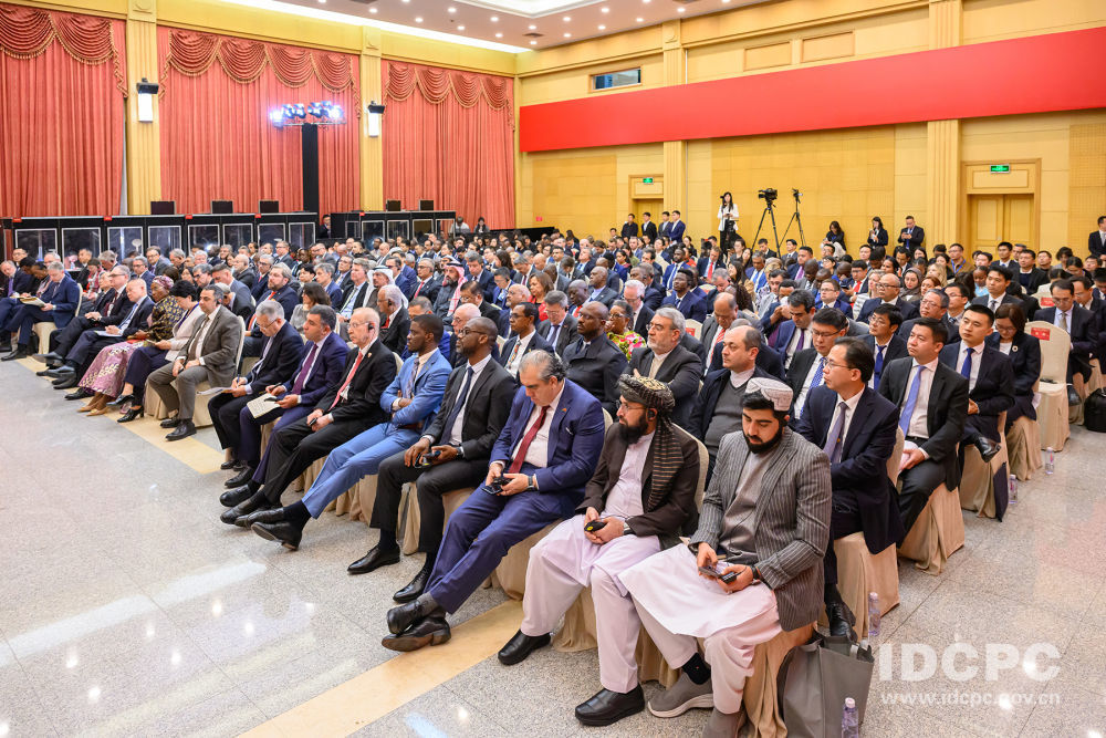 11月10日，中共中央对外联络部为外国驻华使节举办二十届四中全会精神专题宣介会。（中联部供图）