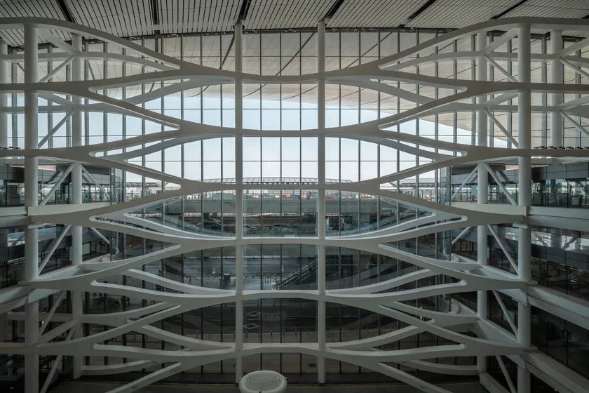 老蛙12mm F2.8评测 轻量化全幅自动对焦头的进化