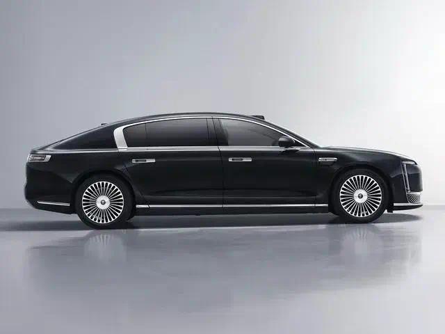 保时捷三姐妹去卖尊界了?不得不说,确实很有气质,符合尊界定位