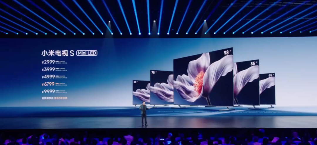 左手YU7,右手玄戒O1,小米15周年太狠了