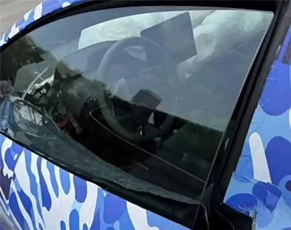 30万级平民超跑!比亚迪腾势谍照曝光:性能比肩保时捷911