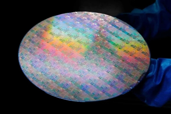 全国产化!中国首条12寸硅光芯片流片平台正式投用