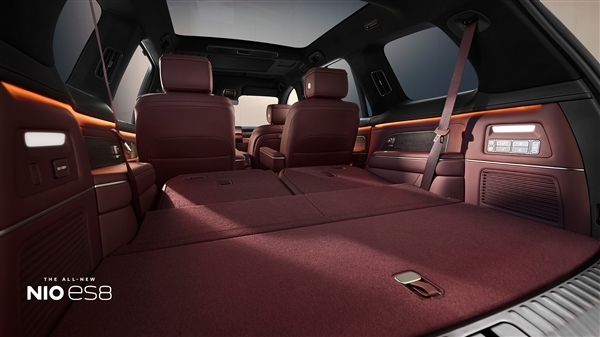 百万级豪车气场!全新蔚来ES8内饰官图公布:吸顶屏、大冰箱、零重力座椅全上车