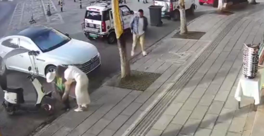 视频截图.png