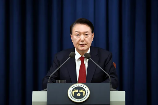 ◆2024年12月3日,尹锡悦在首尔龙山总统府发布紧急戒严令。