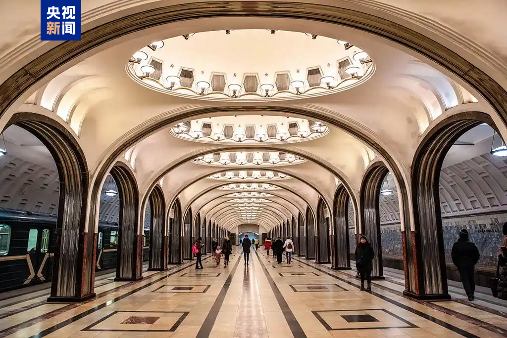 跟着习主席看世界丨在这“梨花开遍了天涯”的季节 去“三好”邻邦家做客