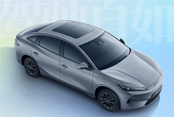 最远续航520km 比亚迪全新纯电轿车e7上市:限时9.88万起