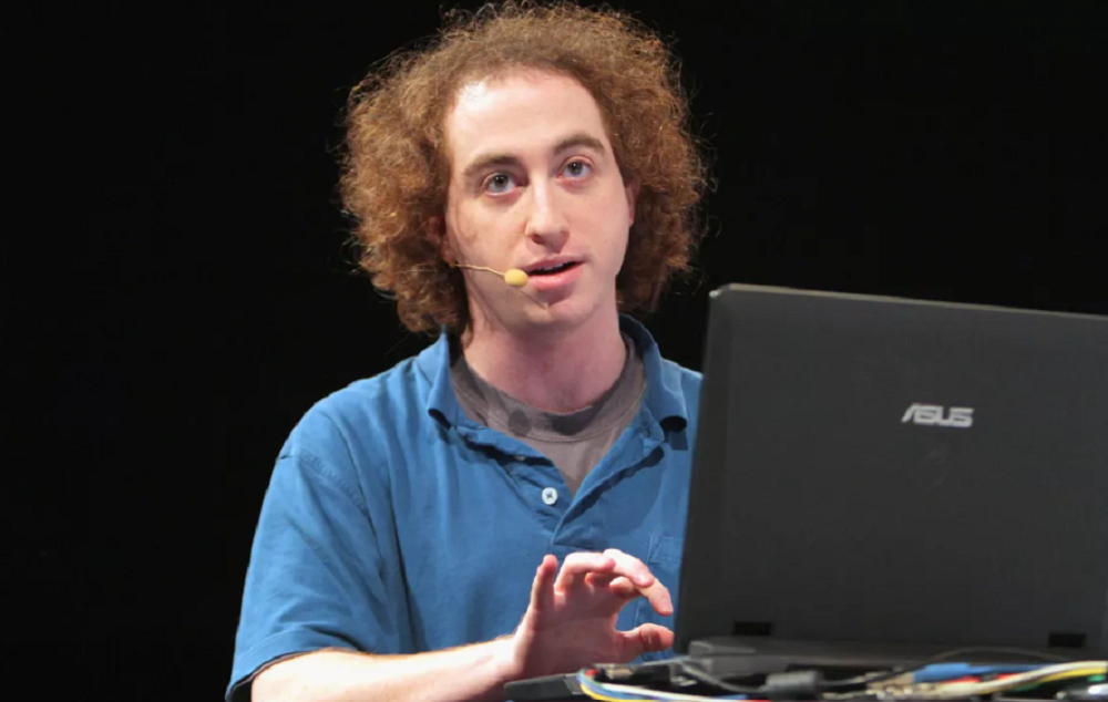 地表最强法务部,把明星AI独角兽告了