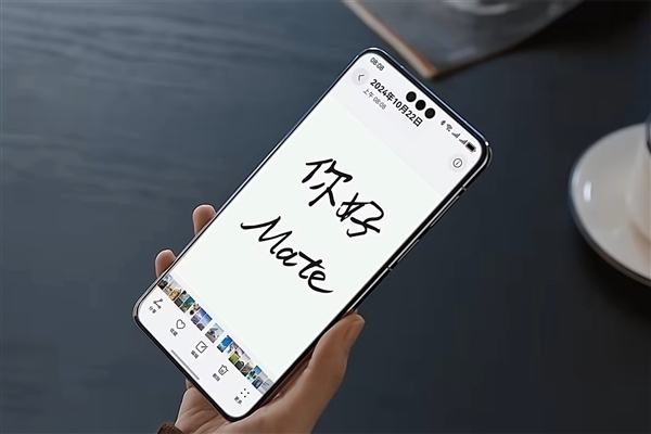 华为旗舰第一次！Mate 80 Pro Max/RS配备双潜望长焦镜头