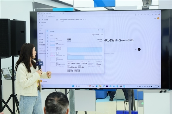 Intel全线进入AI PC时代!软硬一体 三大优势无敌