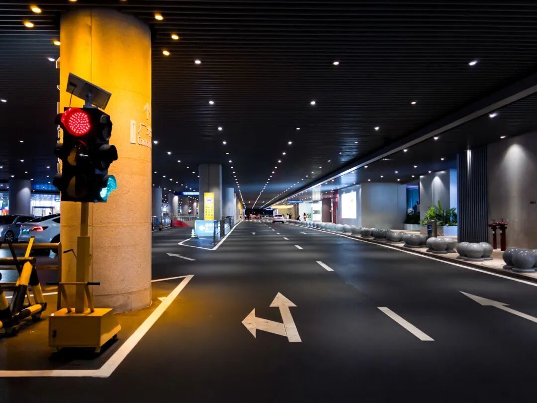 iPhone Air + Indigo:单摄手机迎来文艺复兴