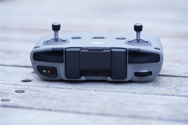 会飞的跟拍摄影师！大疆DJI Neo 2图赏