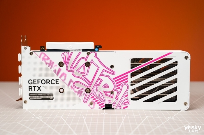 省心全家桶!iGame RTX 5060 Ti Ultra W OC 16GB+Ultra Family组合评测