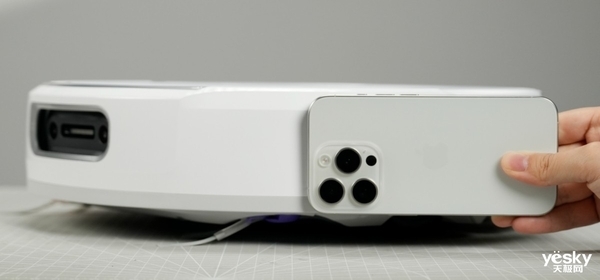 一台顶三台!云鲸逍遥002 AI活水履带洗地机器人让你彻底“躺平”清洁~