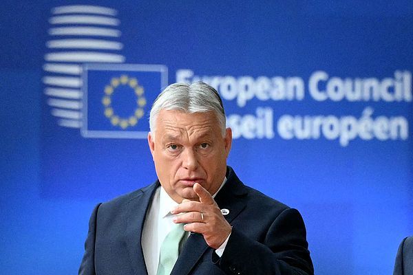当地时间6月26日，匈牙利总理欧尔班抵达欧盟理事会。 视觉中国