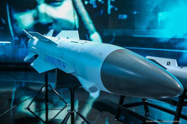 ▲Kh-58UShKE反辐射导弹