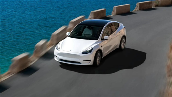 马斯克霸气回怼Waymo：连对抗特斯拉的机会都没有