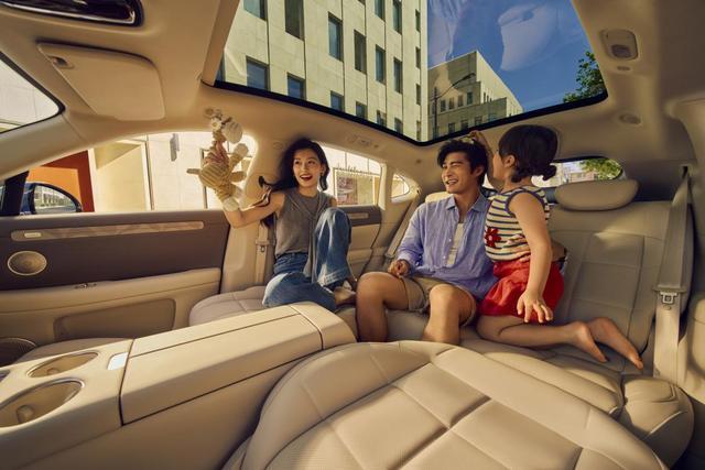 超级增程破局,新一代智己LS6的“诚意”与“底气”