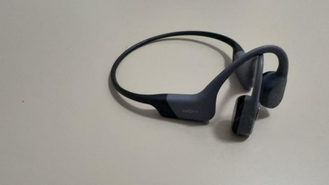 大厂最卷新品,长在丈夫们的耳朵上