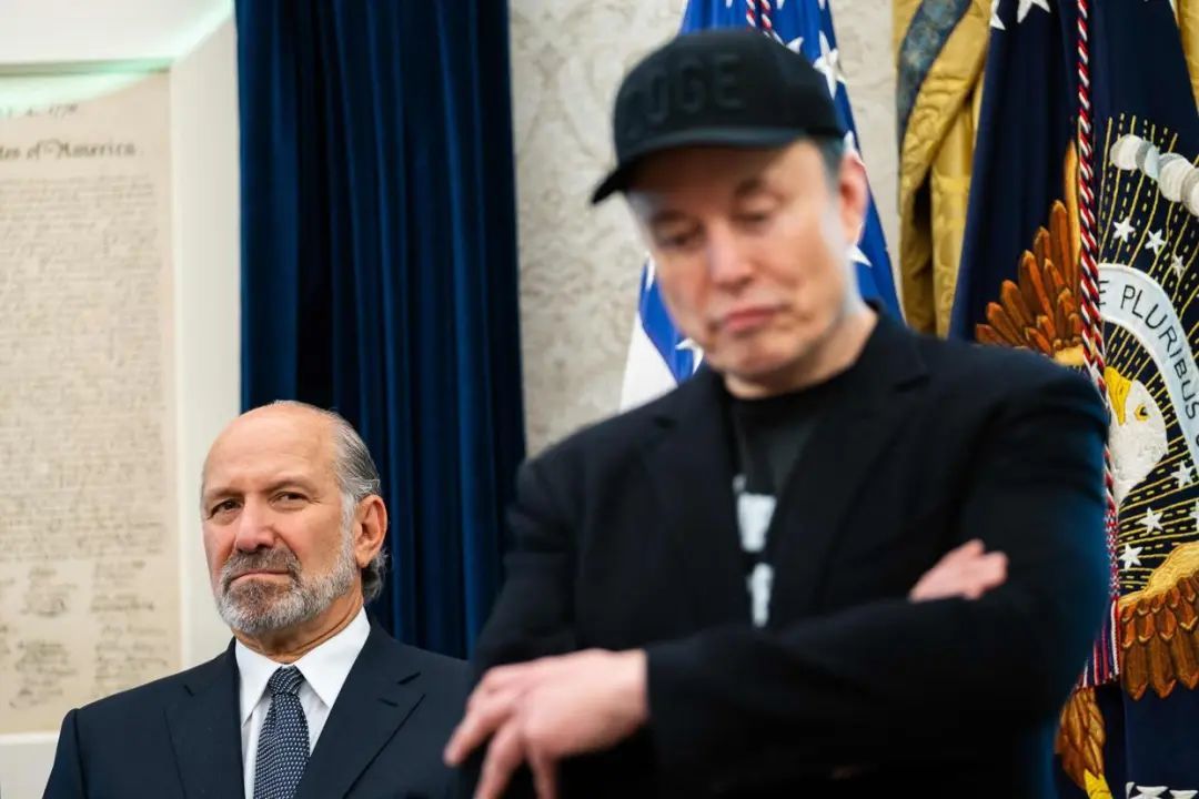 ▲据美媒,马斯克曾强烈建议特朗普任命卢特尼克(左)为财政部长,但特朗普最终选择了贝森特,并让卢特尼克任商务部长。