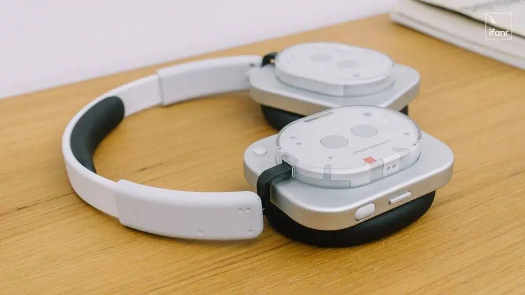 评测|注定小众的 Something:Nothing Phone (3) 为谁而生?