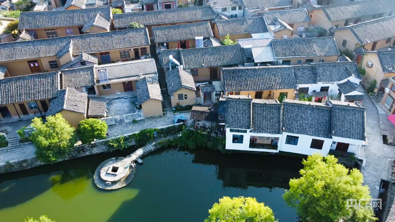 田铺大塆保留着传统村落的面貌（央广网记者 王勇生 摄）