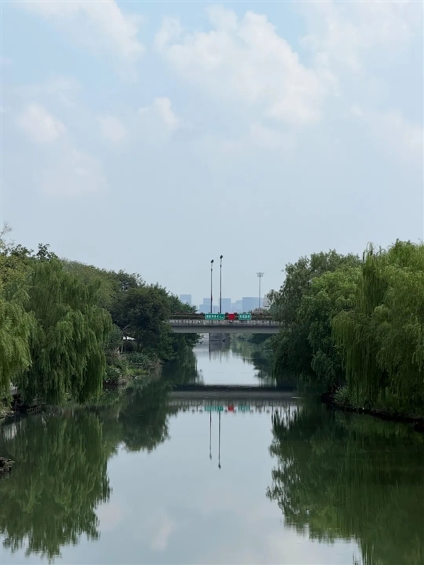 全面测完iPhone 17系列:苹果真让我觉得有点陌生