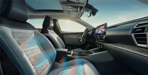 法系颜值天花板!新雪铁龙凡尔赛上市:定价13.77万元