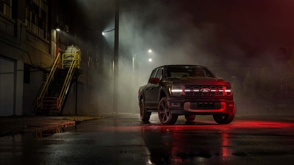 中国用户眼馋!福特F-150 Lobo套件版官图发布: 猛禽披上“狼皮”