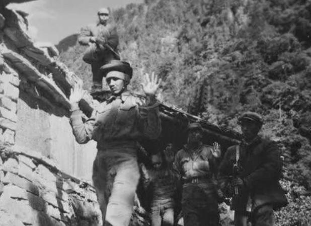 我军追捕、抓俘印军官兵 兰志贵摄