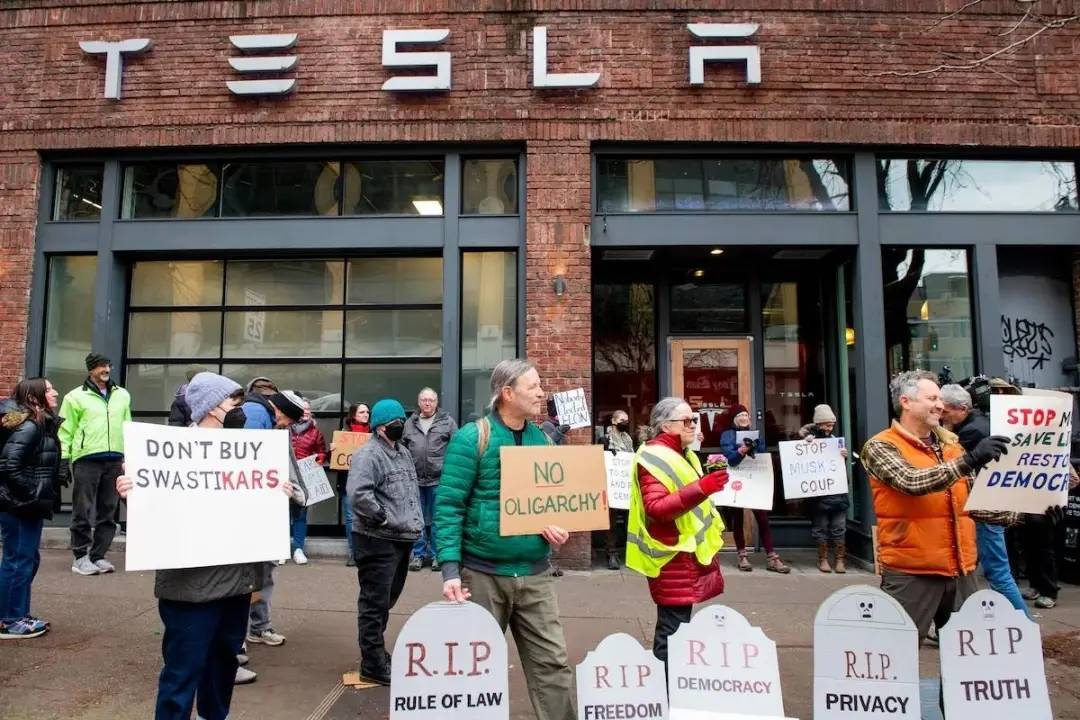 马斯克现在拥有一座城市,他说这是人类登陆火星的起点