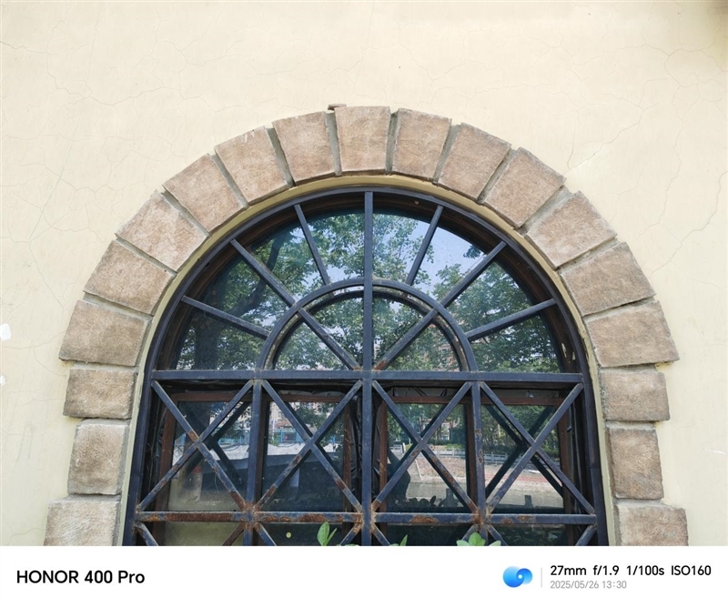 鱼与熊掌全都要!荣耀400 Pro评测:7.8mm机身塞进旗舰性能和影像