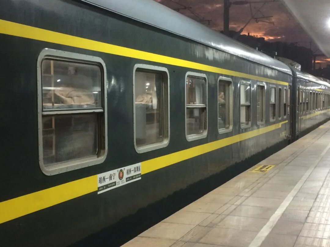 k字头火车。(图/作者拍摄)