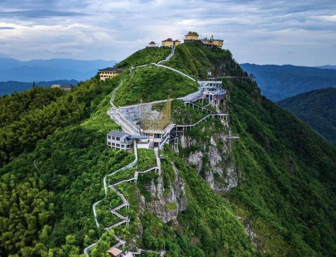 大华山山巅
