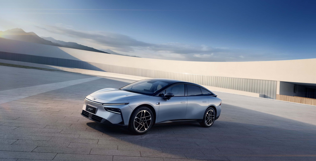 小鹏押注“造人”新船票