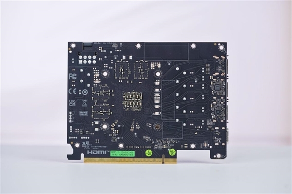 双风扇短小精悍!耕升RTX 5050追风OC显卡图赏