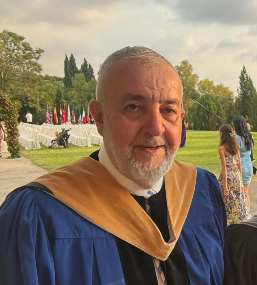 图为黎巴嫩美国科技大学工商管理学院院长皮埃尔·扈利。受访者供图