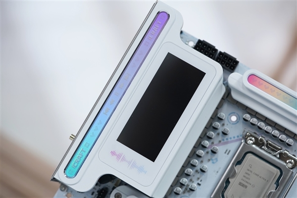 颜值与性能都达到了一线水准!铭瑄iCraft B860M CROSS PRO评测