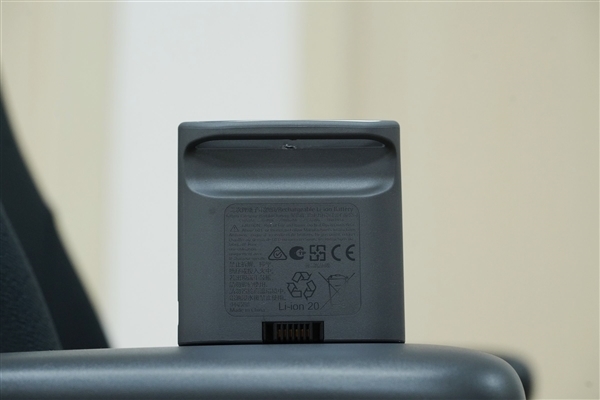 全球首款动态人体工学椅!清闲Libernovo图赏