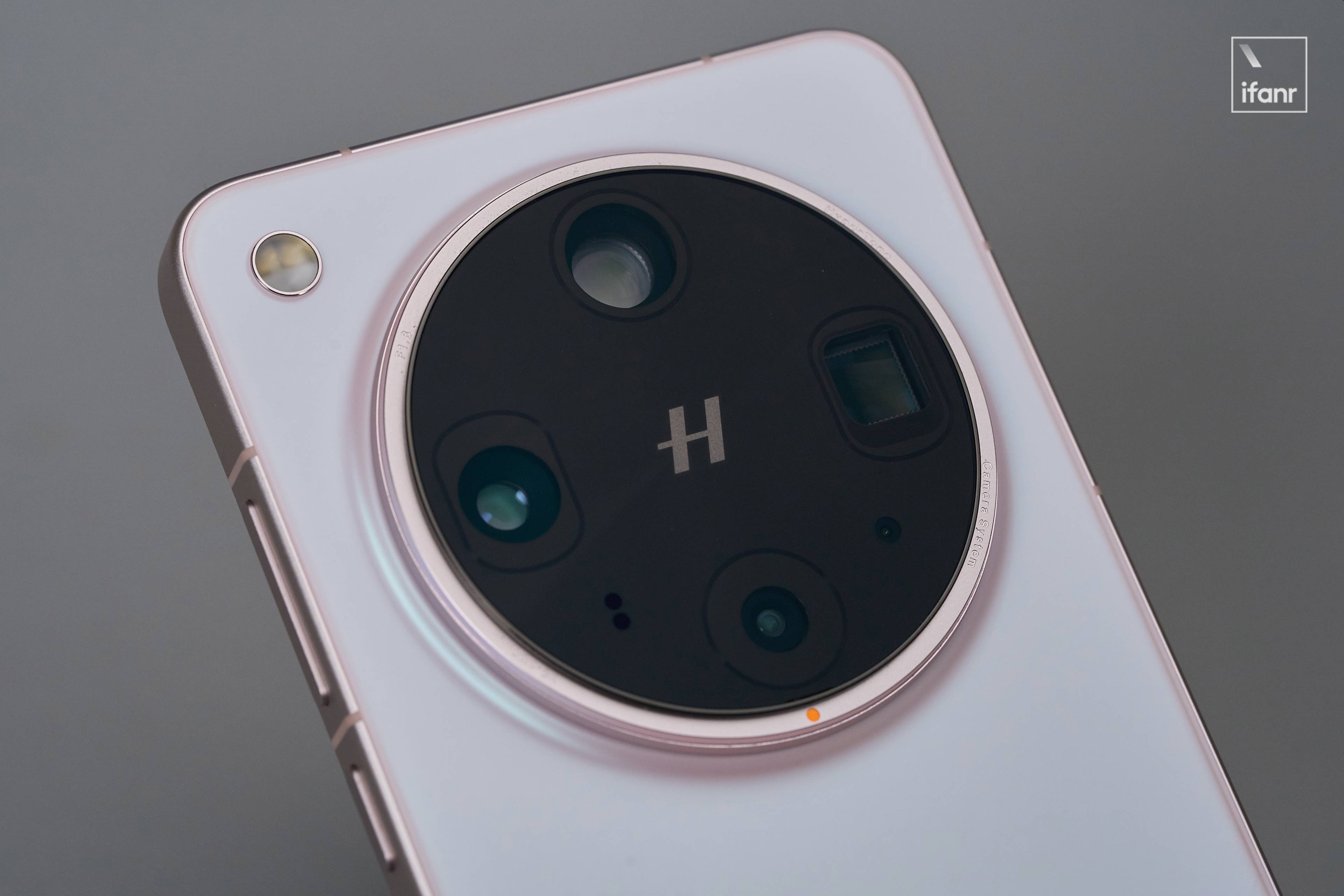 不再满足于追赶光学,OPPO 的凝光影像正在以计算重新发明光学