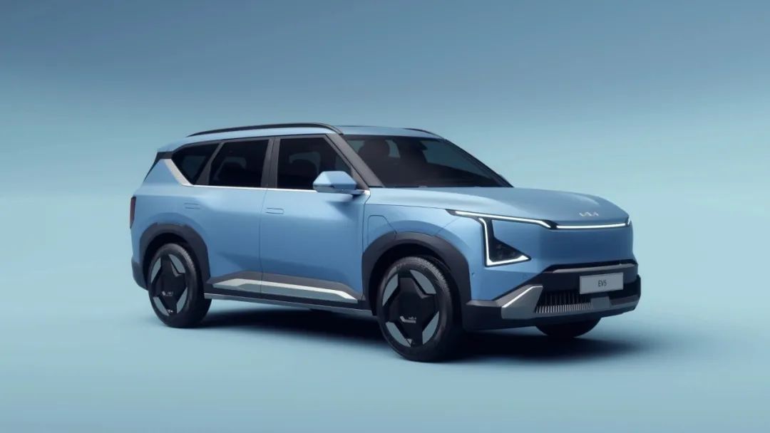 雷军回应小米SU7高速碰撞事故,官方发文回答相关疑点/携程正式启动 3 天陪娃假/OPPO 发布首个影像品牌